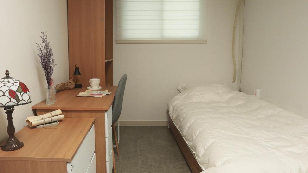 White Story Hostel Seoel Buitenkant foto